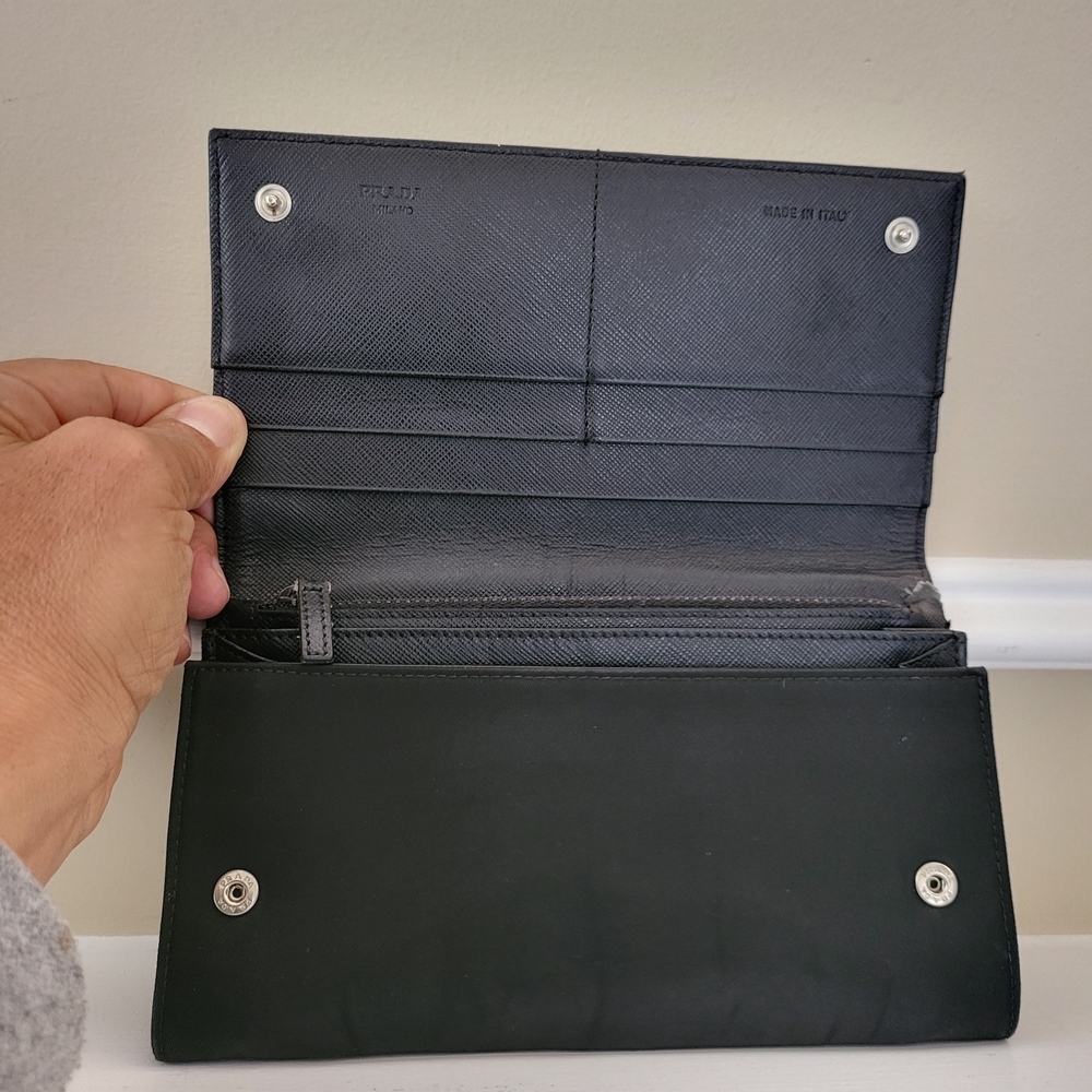 Prada Leather Nylon Fabric Long Bifold Wallet..Authentic.. - Picture 6 of 16